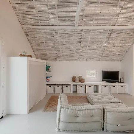 Stunning Seaside Retreat In Azoia, Sesimbra - Casa Da Serra *