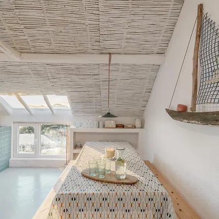 Stunning Seaside Retreat In Azoia, Sesimbra - Casa Da Serra *