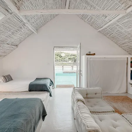 Stunning Seaside Retreat In Azoia, Sesimbra - Casa Da Serra *