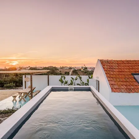 Stunning Seaside Retreat In Azoia, Sesimbra - Casa Da Serra Holiday home