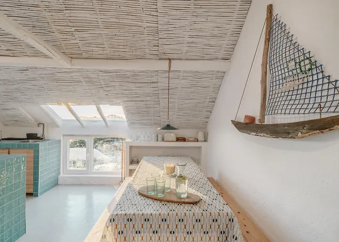 Stunning Seaside Retreat In Azoia, Sesimbra - Casa Da Serra *